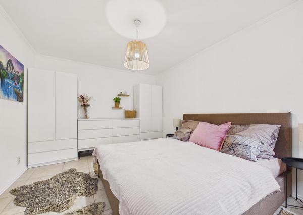 REZERVOVANÉ - Predaj rodinný dom s garážou, pozemok 406 m2, Široká ulica, Skalica