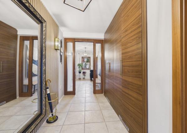 REZERVOVANÉ - Predaj rodinný dom s garážou, pozemok 406 m2, Široká ulica, Skalica