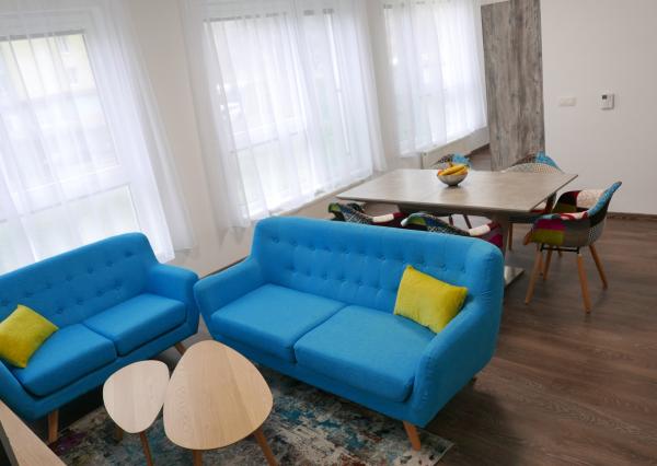 Ponúkame na prenájom 2-izbový byt 60,80m2 v projekte Viktória-Košická ul. Ba s parkovaním v garáži