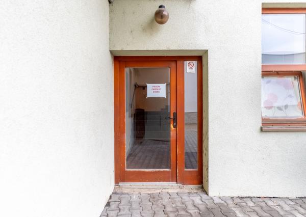 PONUKA PRENÁJMU OBCHODNÝCH PRIESTOROV V CÍFERI • 80 m2 v polyfunkčnej budove v centre dediny