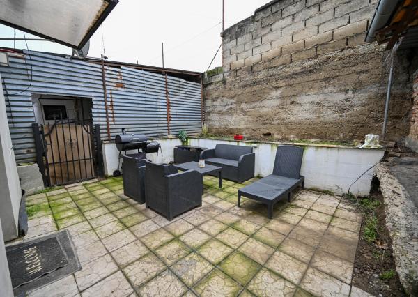 PREDAJ, INVESTIČNÁ NEHNUTEĽNOSŤ S OKAMŽITÝM VÝNOSOM, RODINNÝ DOM – 3 BYTOVÉ JEDNOTKY POD JEDNOU STRECHOU, Hlohovec