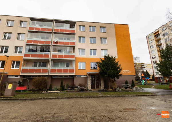 Exkluzívne Vám ponúkame na prenájom 3 izbový byt s loggiou   v Humennom.