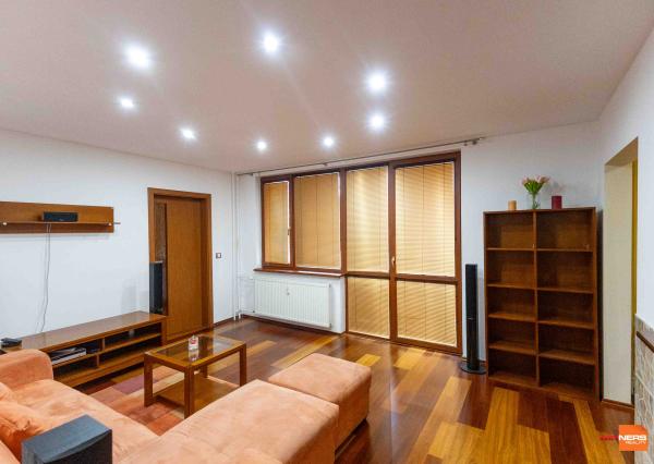 Exkluzívne Vám ponúkame na prenájom 3 izbový byt s loggiou   v Humennom.