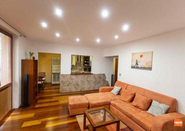 Exkluzívne Vám ponúkame na prenájom 3 izbový byt s loggiou   v Humennom.