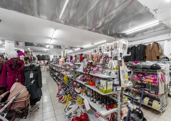 Obchodná budova na predaj