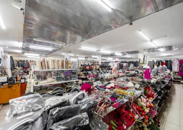 Obchodná budova na predaj