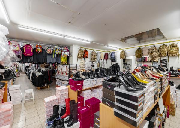 Obchodná budova na predaj