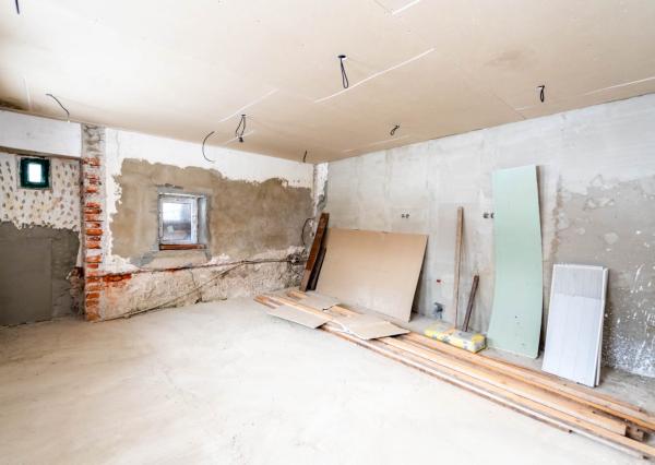 REZERVOVANÉ - Na predaj jednopodlažný rodinný dom v obci Porúbka