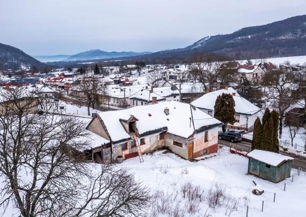 REZERVOVANÉ - Na predaj jednopodlažný rodinný dom v obci Porúbka