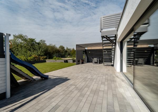 Exkluzívna novostavba rodinného domu, predaj, 650 m2 úžitková plocha, bazén, s kompletným zariadením, Polesná, Košice - Krásna, Na Hore