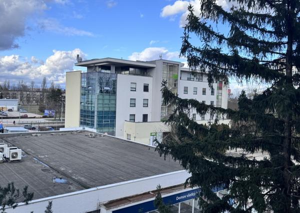 REZERVOVANÉ - Exkluzívne Predaj 3-izb. byt + balkón; Exnárová ul., Bratislava II. – Ružinov