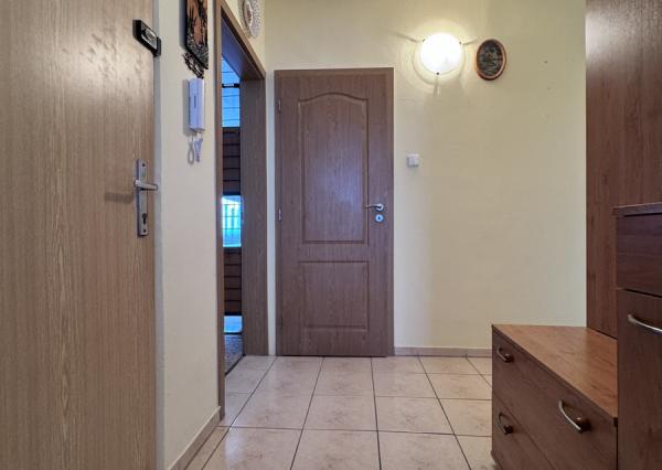 REZERVOVANÉ - Exkluzívne Predaj 3-izb. byt + balkón; Exnárová ul., Bratislava II. – Ružinov