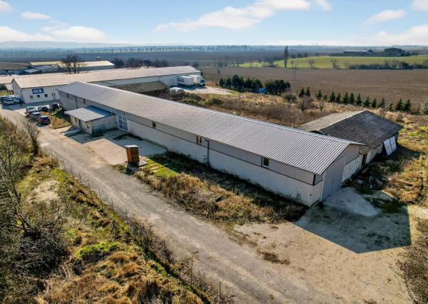 Na prenájom výrobno-skladová hala so zázemím, Vrbové