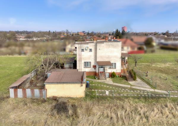 Dvojgeneračný RD  na predaj ● 5 izieb ● okrajová časť obce Veľká Ida