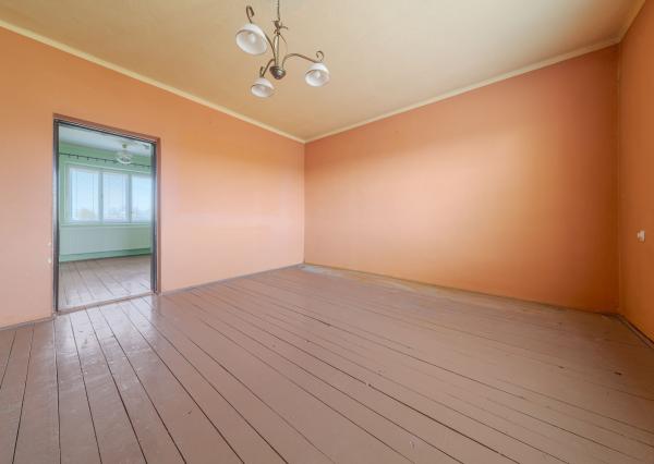 Dvojgeneračný RD  na predaj ● 5 izieb ● okrajová časť obce Veľká Ida