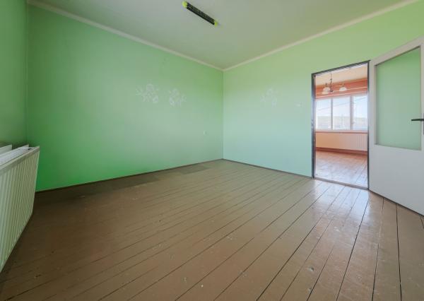 Dvojgeneračný RD  na predaj ● 5 izieb ● okrajová časť obce Veľká Ida