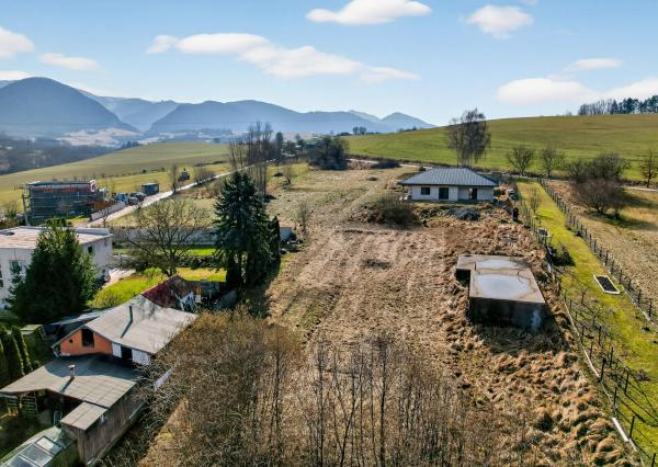 Predaj investičného stavebného pozemku o výmere 786 m² – ulica Do Stávku,  Žilina – Trnové