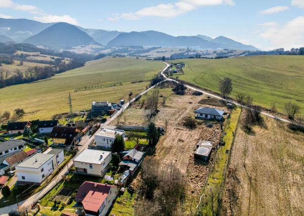 Predaj investičného stavebného pozemku o výmere 786 m² – ulica Do Stávku,  Žilina – Trnové