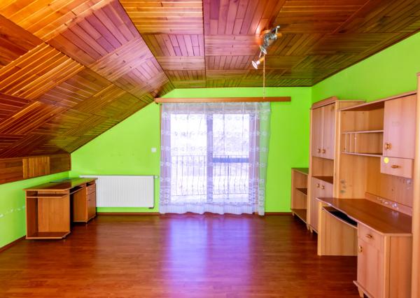 Exkluzívna ponuka – luxusný rodinný dom v centre obce