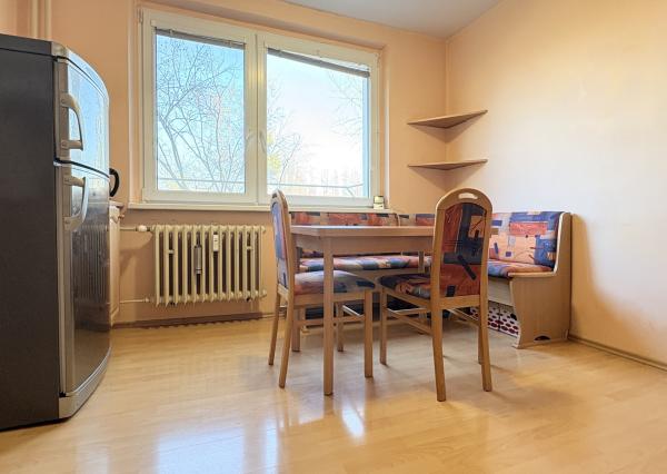 Prenájom: 2-izbový byt pri centre, Vilová, BA-Petržalka