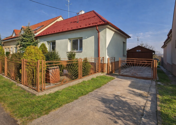 Predaj rodinný dom v Trebaticiach – bývanie s potenciálom len pár minút od Piešťan