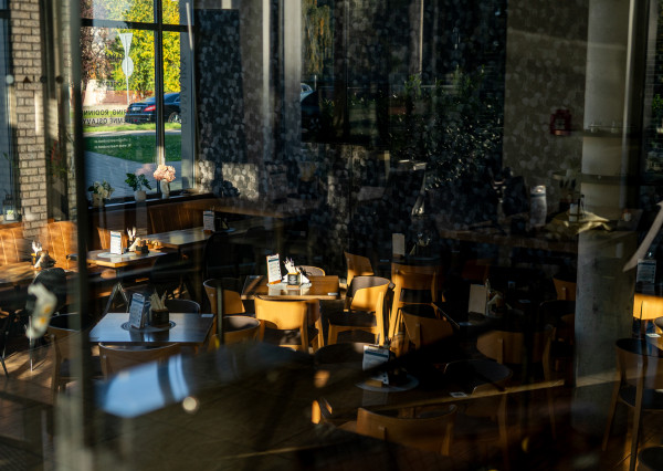 Prenájom kompletne zariadenej reštaurácie v business centre Floreát Ideapark – Piešťany