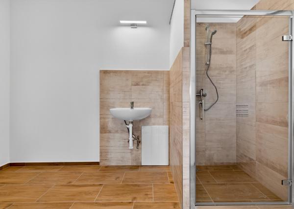 Na prenájom výrobno-skladová hala so zázemím, Vrbové