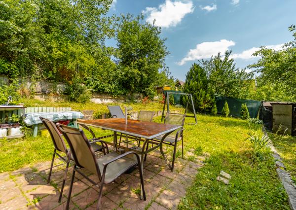 Ponúkame Vám na predaj chatu zo záhradou na Bukovci