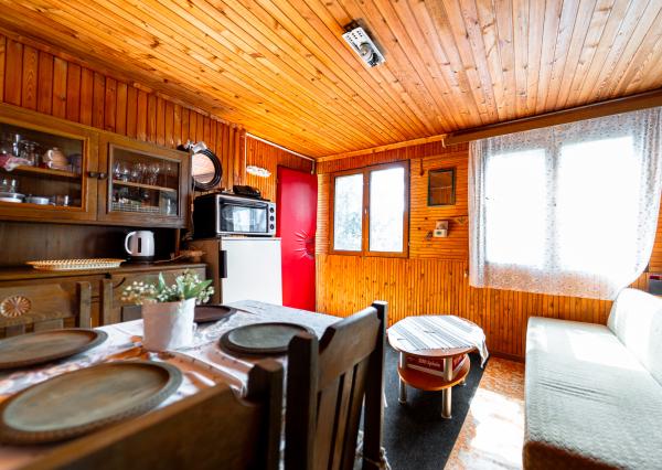 Ponúkame Vám na predaj chatu zo záhradou na Bukovci