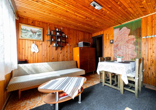 Ponúkame Vám na predaj chatu zo záhradou na Bukovci