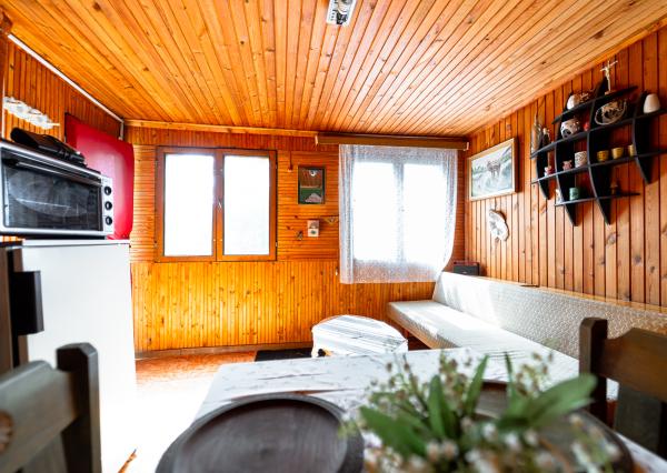 Ponúkame Vám na predaj chatu zo záhradou na Bukovci