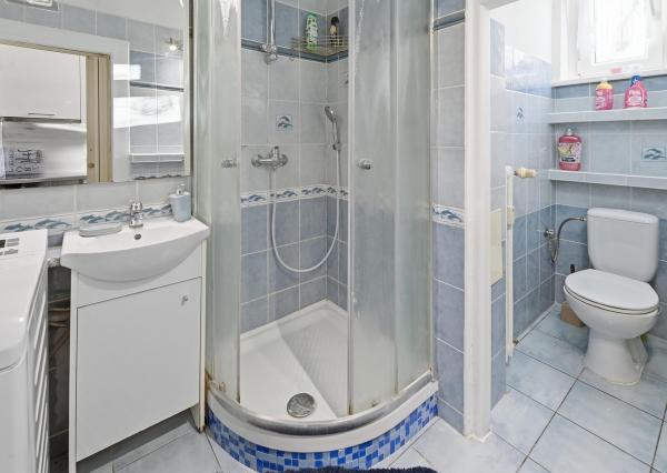 REZERVOVANÉ - Na predaj zrekonštruovaný 3-izbový s loggiou, 74,50 m2, Revúcka ulica, Bratislava-Nivy