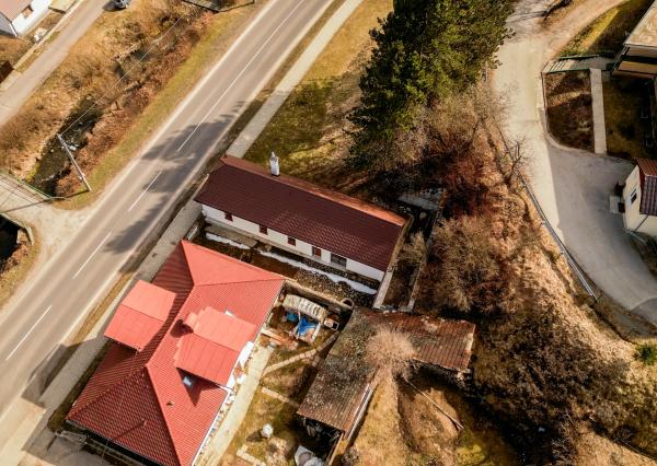 Ponúkame na predaj rodinný dom po rekonštrukcii – Svätý Anton, cca 5 min od Banskej Štiavnice