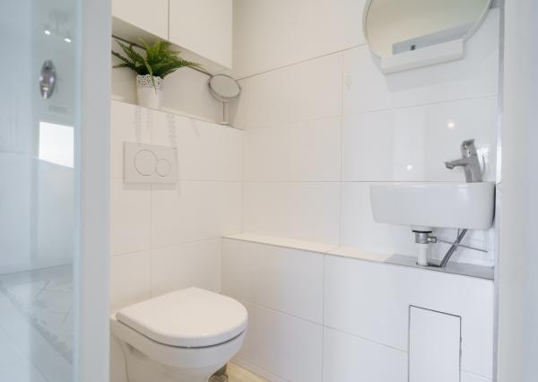 Ponúkame na predaj 4-izbový  mezonetový byt pri jazere v rodinnom dome  s parkovaním