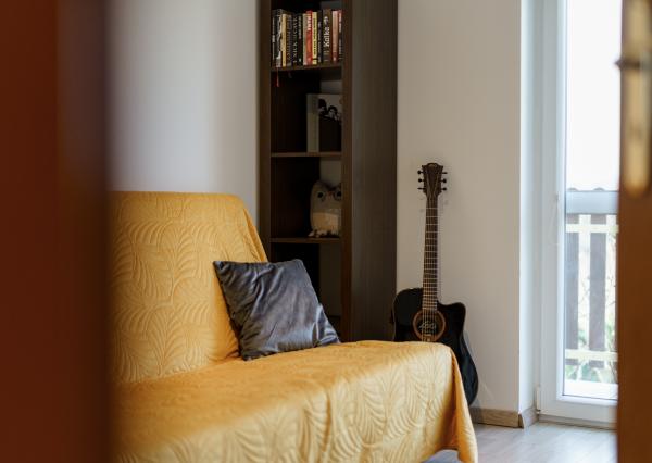 Ponúkame na predaj 4-izbový  mezonetový byt pri jazere v rodinnom dome  s parkovaním