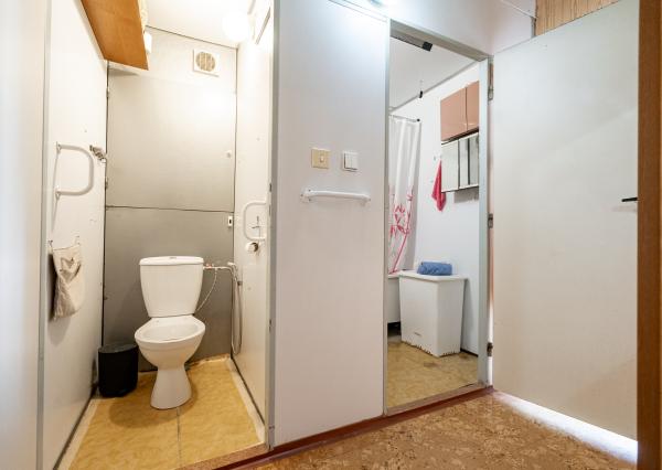 REZERVOVANÉ - Na predaj 3-izbový byt s loggiou – sídlisko Drieňová, Banská Štiavnica