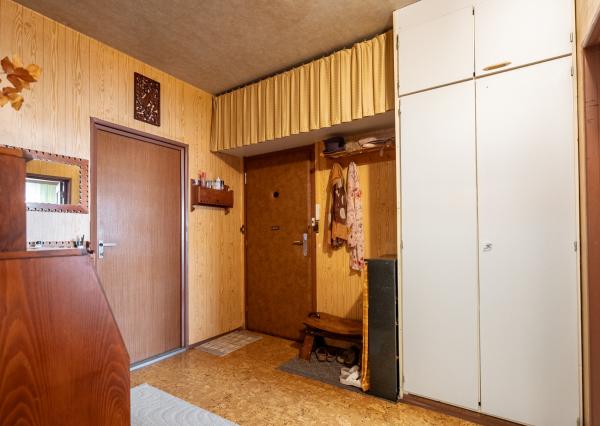 REZERVOVANÉ - Na predaj 3-izbový byt s loggiou – sídlisko Drieňová, Banská Štiavnica