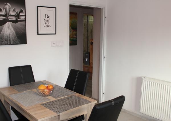 Predaj  4 izb. dom - 377 m2,  dielňa, pivnica, záhradka ,  Hrochoť, okr. B.Bystrica