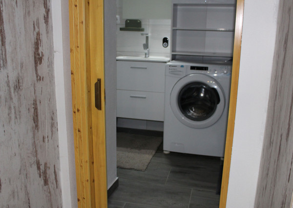 Predaj  4 izb. dom - 377 m2,  dielňa, pivnica, záhradka ,  Hrochoť, okr. B.Bystrica