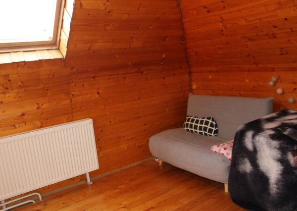 Predaj  4 izb. dom - 377 m2,  dielňa, pivnica, záhradka ,  Hrochoť, okr. B.Bystrica