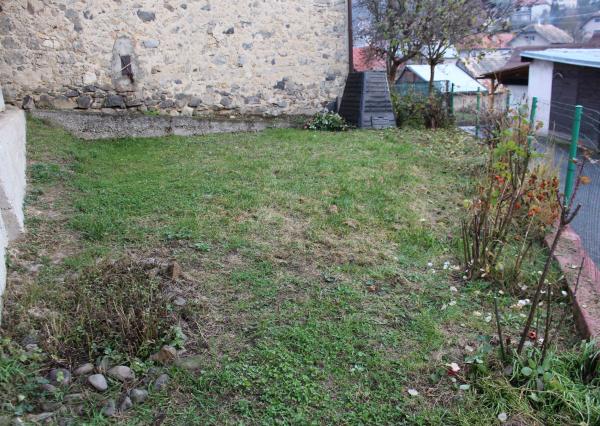 Predaj  4 izb. dom - 377 m2,  dielňa, pivnica, záhradka ,  Hrochoť, okr. B.Bystrica