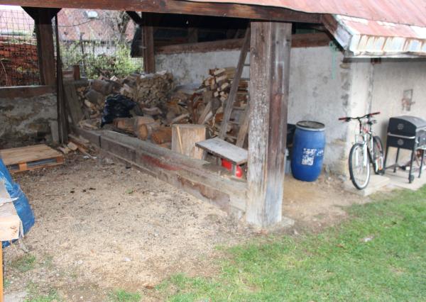 Predaj  4 izb. dom - 377 m2,  dielňa, pivnica, záhradka ,  Hrochoť, okr. B.Bystrica