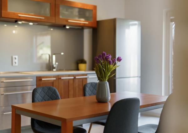 Ponúkame na predaj 4-izbový  mezonetový byt pri jazere v rodinnom dome  s parkovaním