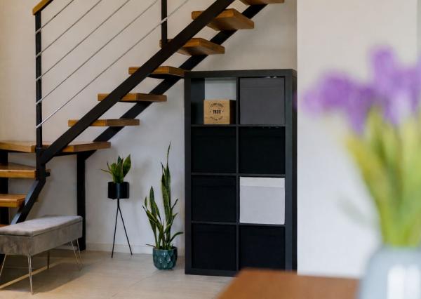 Ponúkame na predaj 4-izbový  mezonetový byt pri jazere v rodinnom dome  s parkovaním