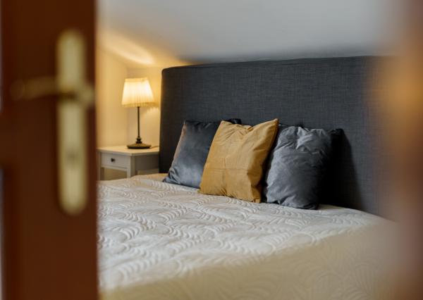 Ponúkame na predaj 4-izbový  mezonetový byt pri jazere v rodinnom dome  s parkovaním