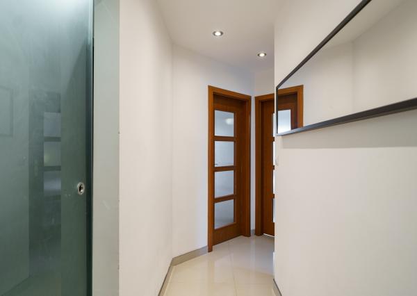 Ponúkame na predaj 4-izbový  mezonetový byt pri jazere v rodinnom dome  s parkovaním