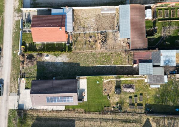 PREDAJ, stavebný pozemok 428 m², Ružindol, Trnava