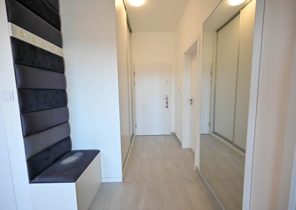 REZERVOVANÉ - PREDAJ, 2-IZBOVÝ BYT 46 m², TERASA 14 m², PARKOVACIE MIESTO 13 m², KOŠOLNÁ, OKRES TRNAVA