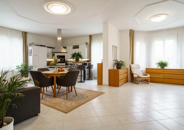 Na predaj vila z prelomu storočia s prekvapivým súkromím, bazénom a veľkým pozemkom v Rajke