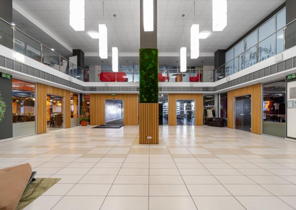 Na prenájom kancelária o výmere 55 m2 v budove Business centrum Moldavská v Košiciach.